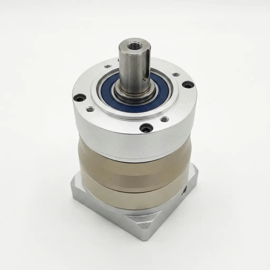 Compact two-stage inline planetary gearbox